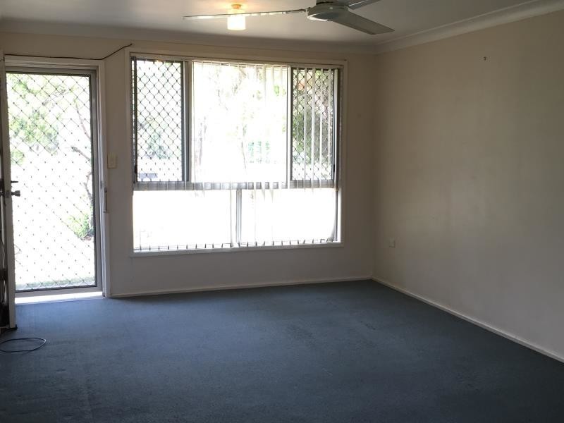 2/33 Twigg Street, Park Avenue QLD 4701